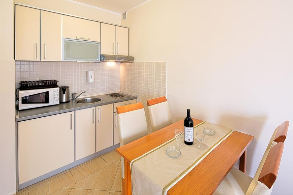 Petrovac Holiday Apartments Hotel in Budva Municipality