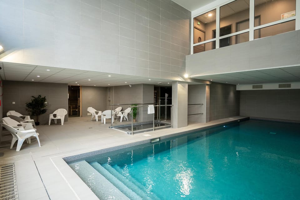 Nemea Appart Hotel Europe Velizy Villacoublay Apartment hotel in Île-de-France