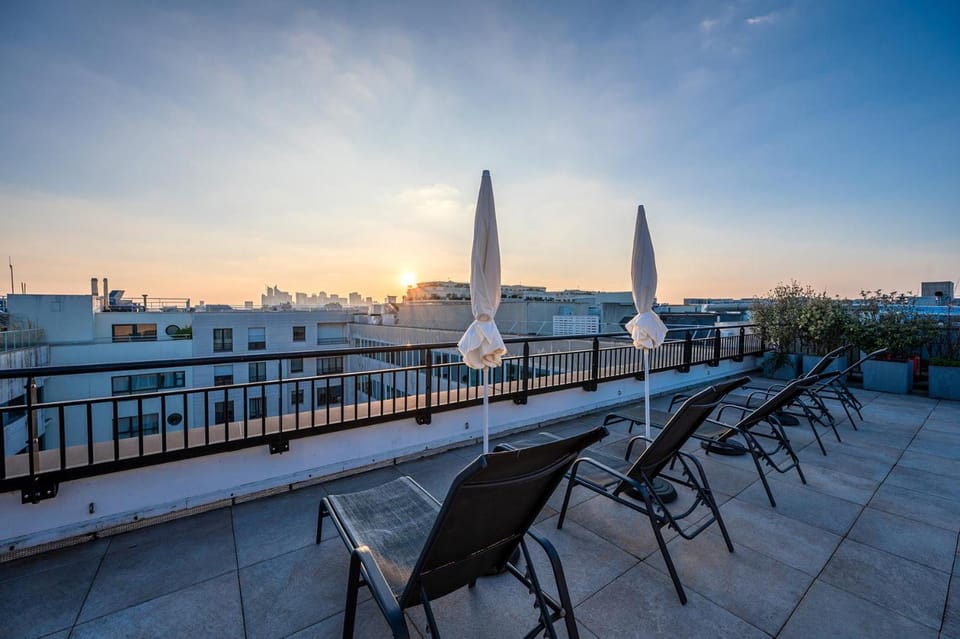 Nemea Appart Hotel Paris Levallois Apartment hotel in Levallois-Perret