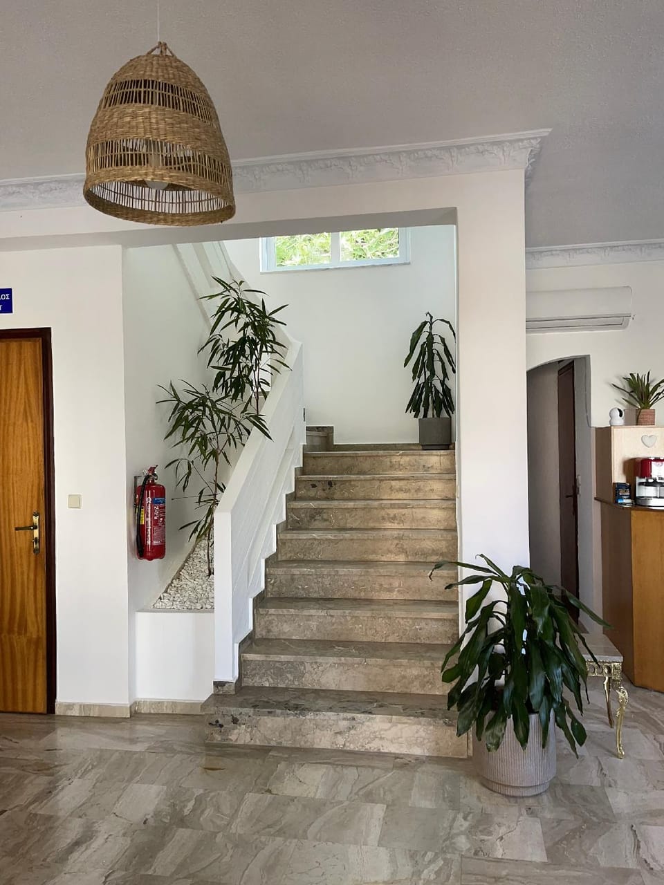 Thelesi Apartments Hotel in Crete