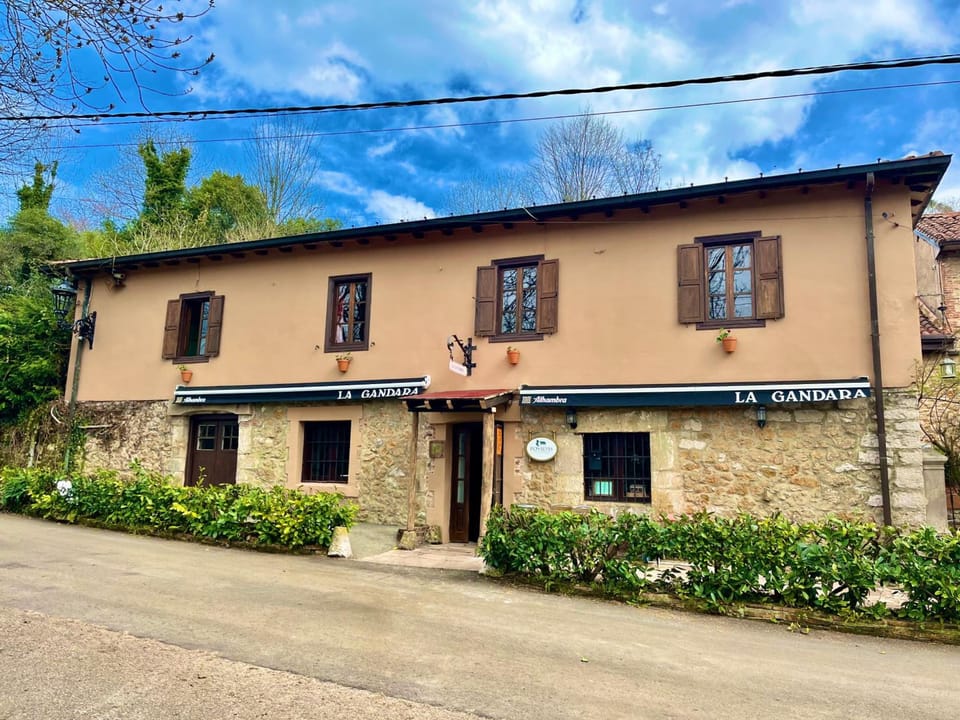 Posada -Meson la gandara Inn in Western coast of Cantabria