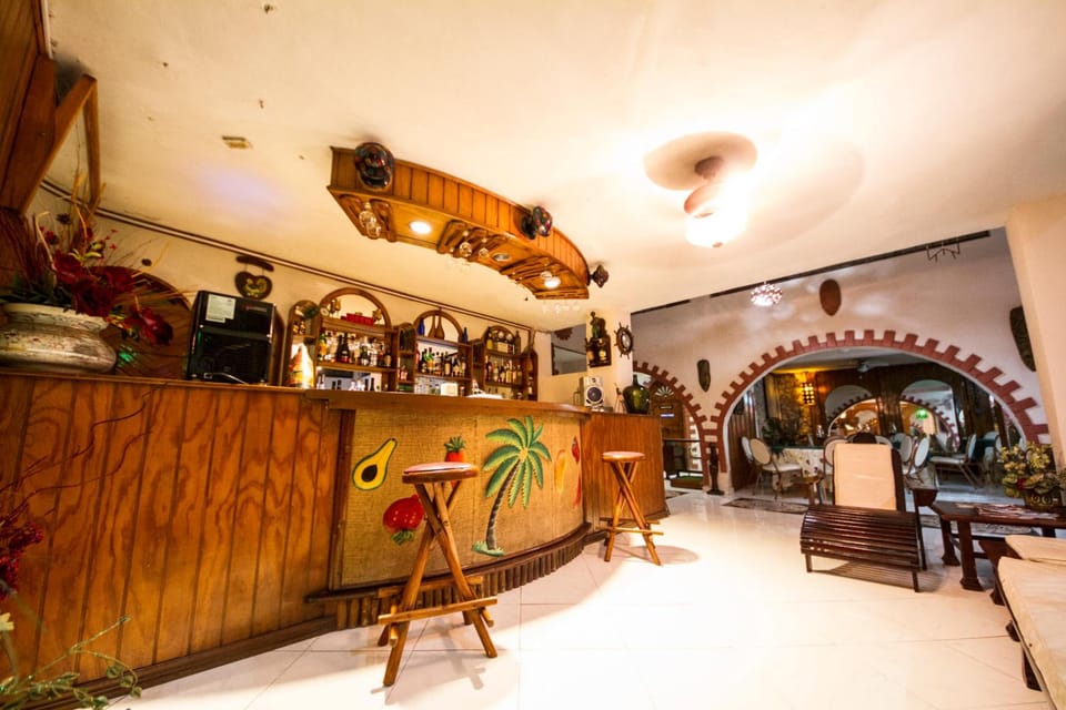 Bar/lounge