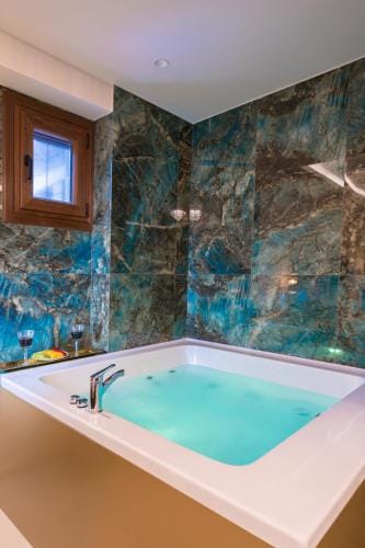 FLOARA DI MUNTE Forest Luxury Suites Hotel in North Macedonia