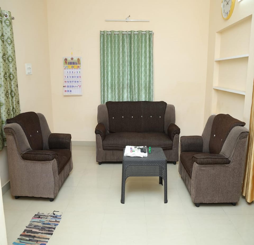 Arumugam Residency AC Hotel in Tamil Nadu