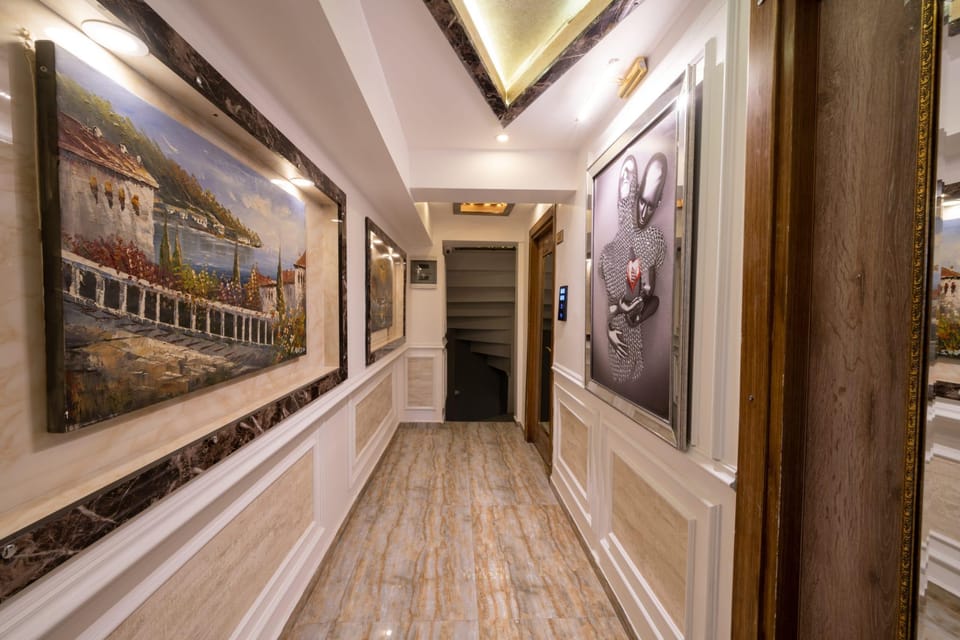 HOLIDAY BUSINESS SUIT Hotel in Istanbul