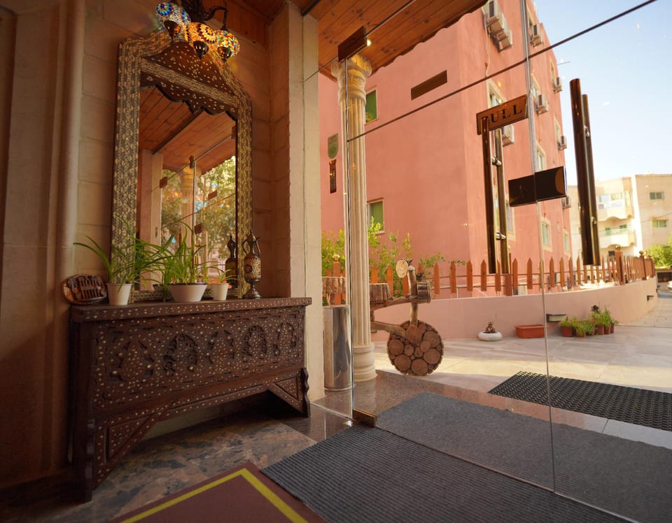 petra plaza hotel Hotel in Africa
