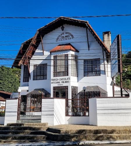 Chale 10 com cozinha prox ao centro Lodge in Resende