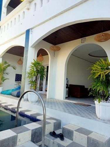 Pondok Ayu santorini Hotel in North Kuta