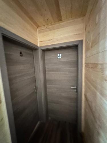 Bungalow House - 5 Rooms Hotel in Federation of Bosnia and Herzegovina