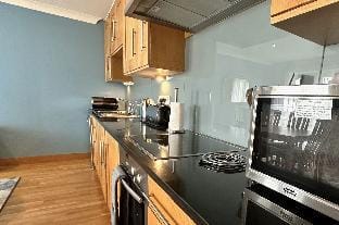 No.2 The Links Apartment, Brora Hotel in Scotland