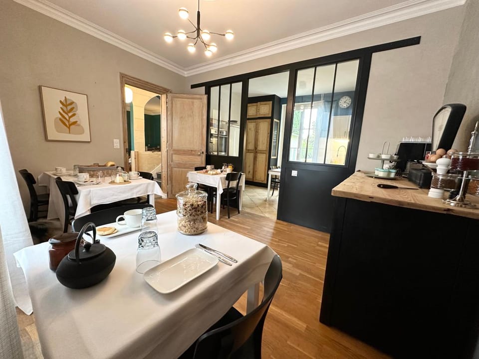 Le Clos Gabrielle Hotel in Centre-Val de Loire