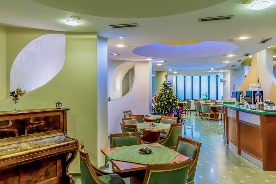 Bar/lounge