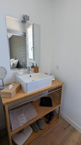 Chambre L a Tavel Hotel in Rochefort-du-Gard