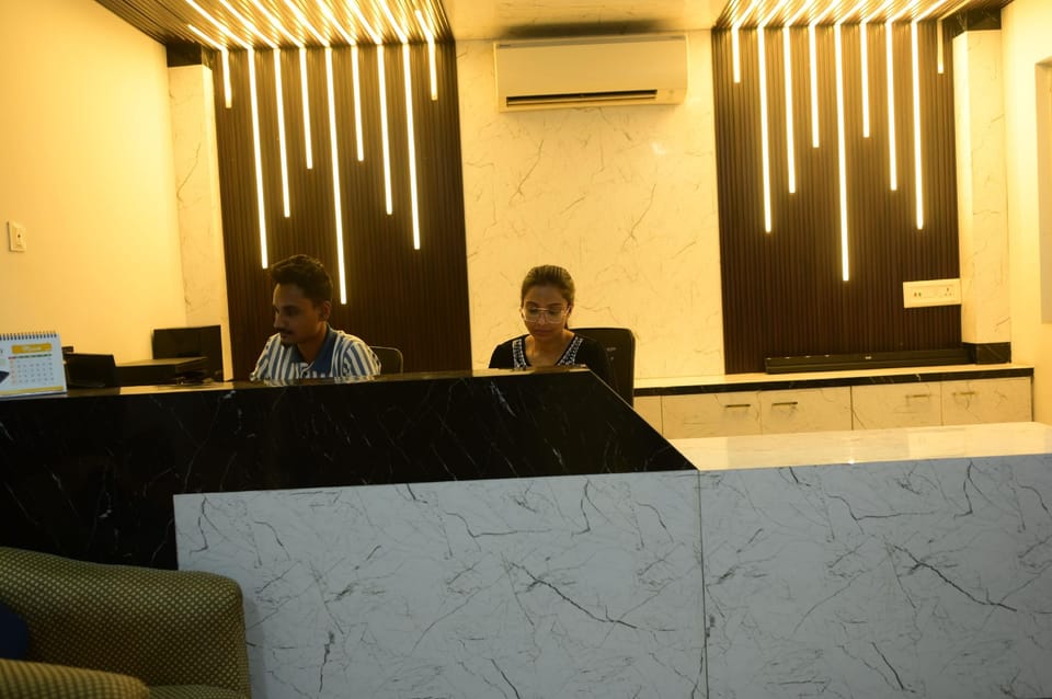 Hotel O Westin Regency Hotel in Kolkata