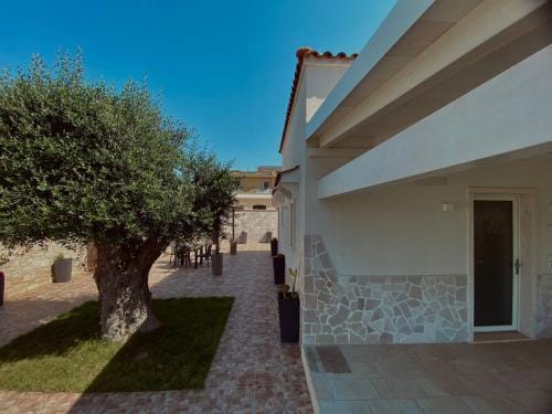 Da Nonno Pietro Hotel in Pulsano