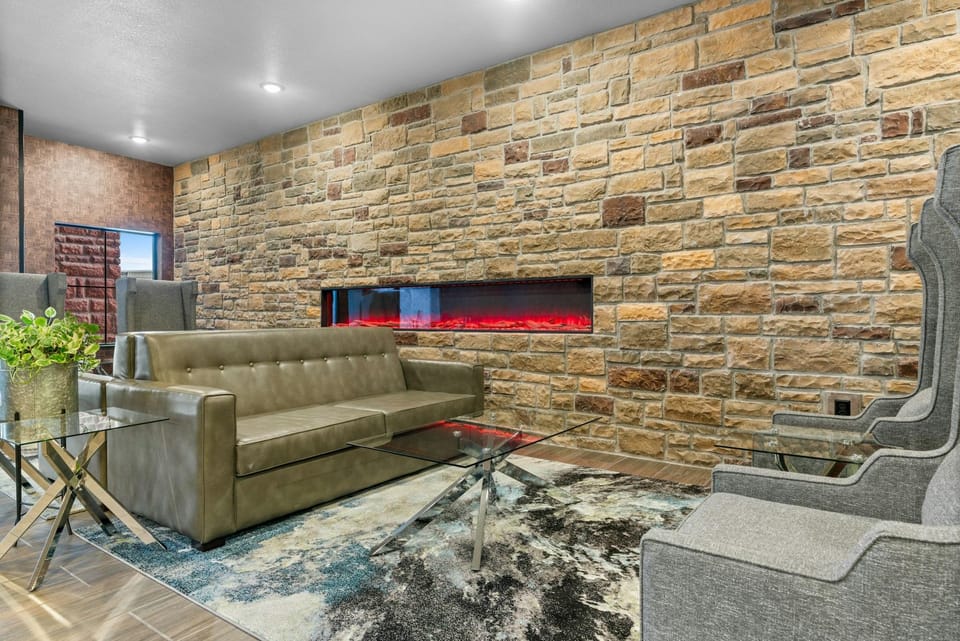 Cobblestone Hotel & Suites - Lynden Hotel in Washington