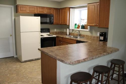 Wheelhouse Condo Lake View! 3BR 3BA Hotel in Village Four Seasons