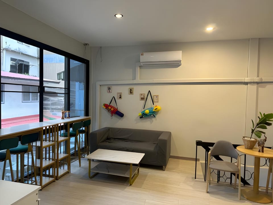 First Villa Life Hostel Hostel in Bangkok