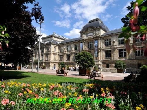 HIBISCUS Hotel in Normandy