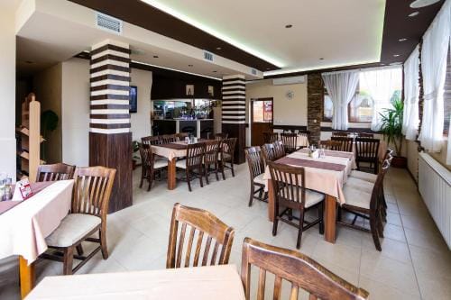 Sharkov Family Hotel Hotel in Blagoevgrad Province