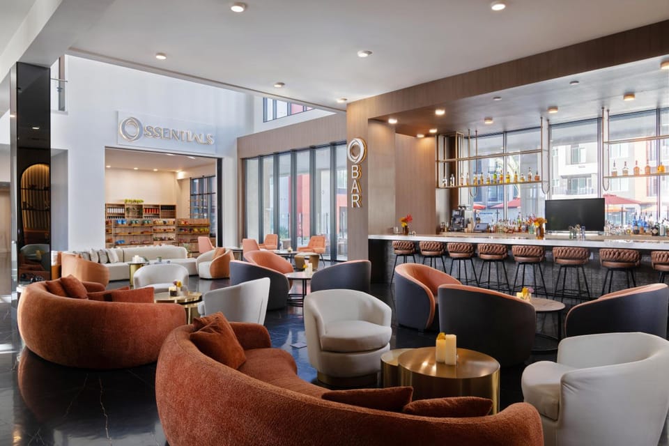Bar/lounge