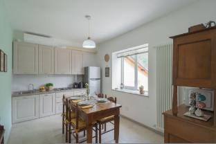 La Quiete in Laglio with 2 bedrooms and 1 bathrooms Hotel in Laglio