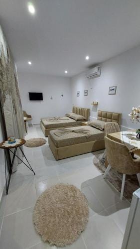 R&R GESTHOUSE Hotel in Montenegro