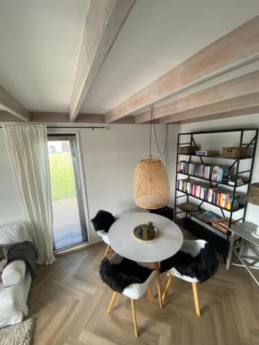 Guesthouse The White House - gehele huisje Hotel in South Holland (province)