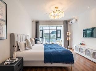 Roman Roland Gardens villa Hotel in Suzhou