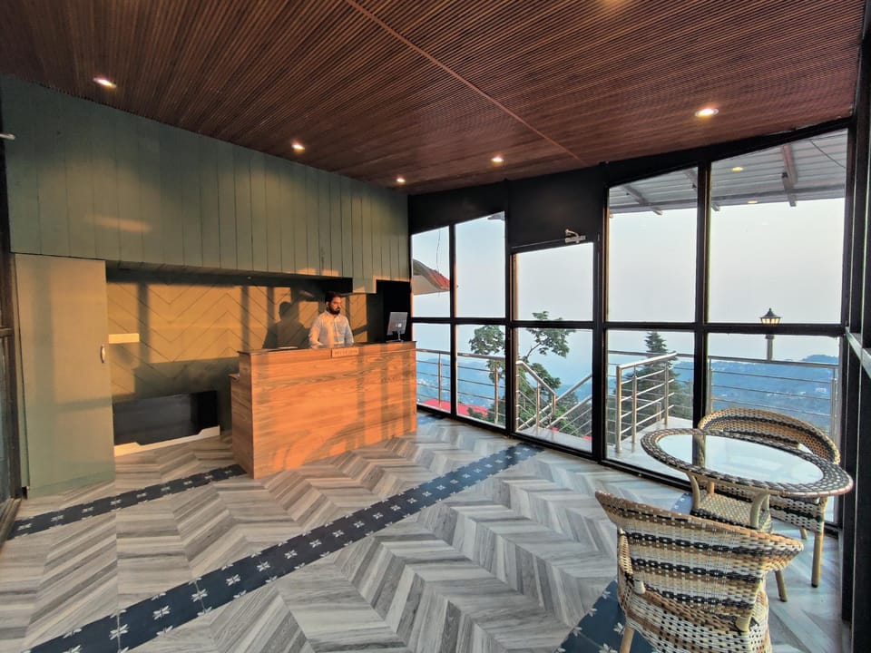 Sangam by Stotrak, Jhula Ghar Mussoorie  Hotel in Uttarakhand