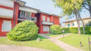 Sweet Garden Apartment - Italian Homing Hotel in Sirmione