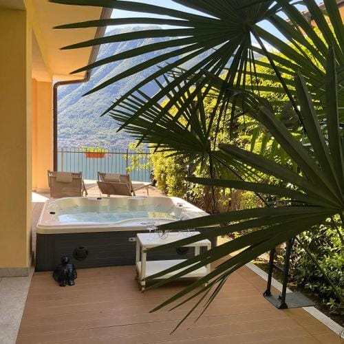 Colonno Panoramica Lago di Como Hotel in Tremezzina