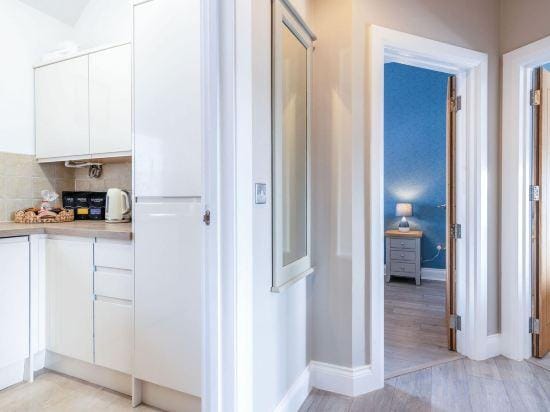 Harbour Heights - 2 Bed Apartment - Milford Haven Hotel in Wales