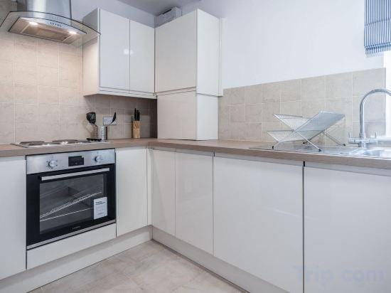 Haven View - 2 Bedroom Apartment - Milford Haven Hotel in Wales