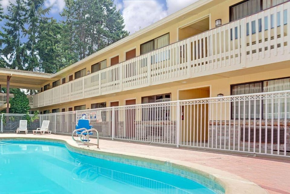 FairBridge Inn Express Tukwila Hotel in Bryn Mawr-Skyway