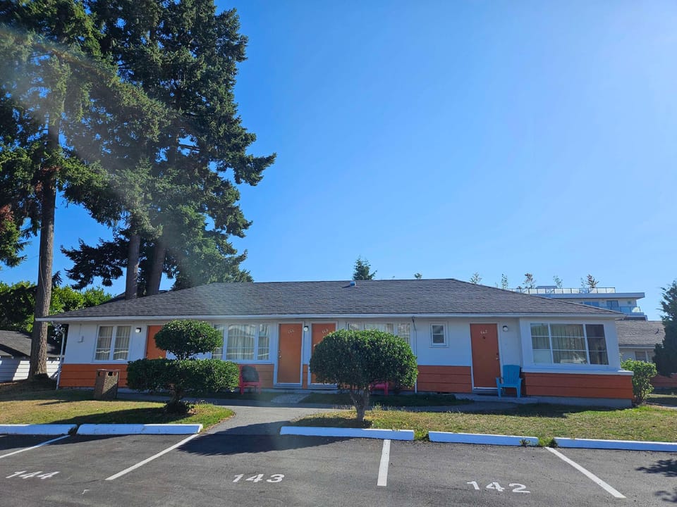 2400 Motel Hotel in Vancouver