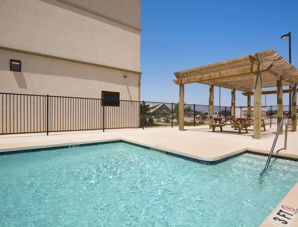 PetroStay Inn & Suites Cotulla Hotel in Cotulla