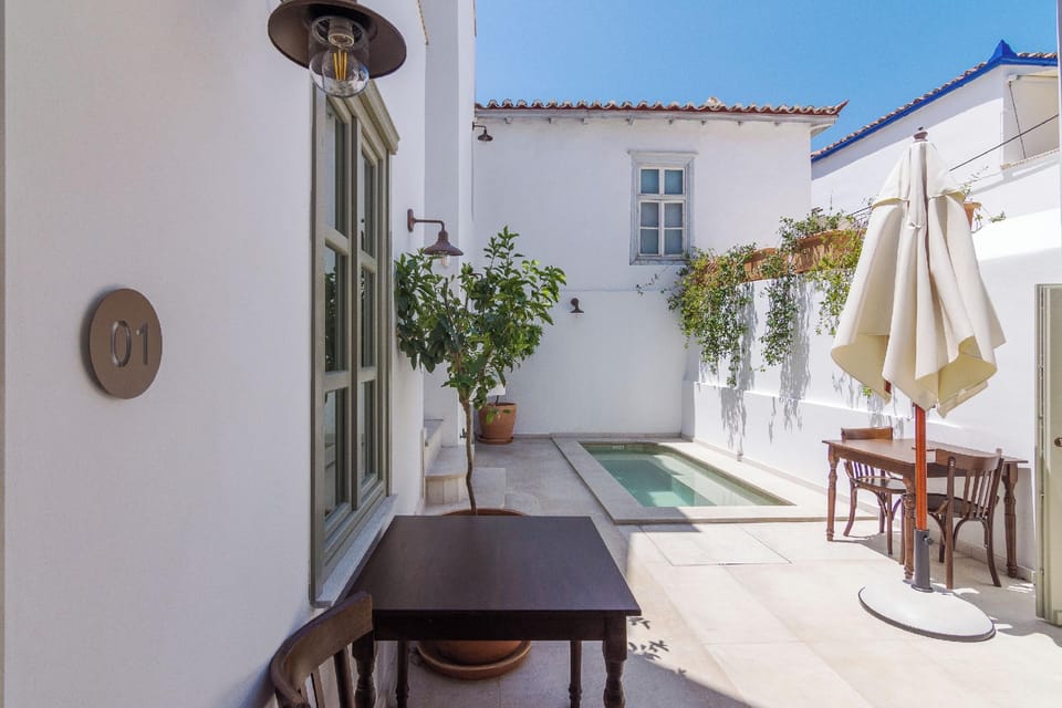 Maison Muse Hotel in Islands