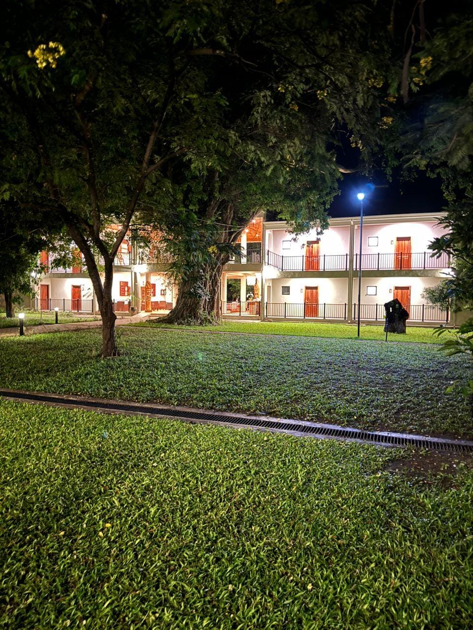 Waters Edge By Serendib Hotel in Africa