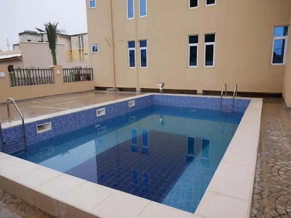 Sarina Suites and Apartments Hotel in Cameroon