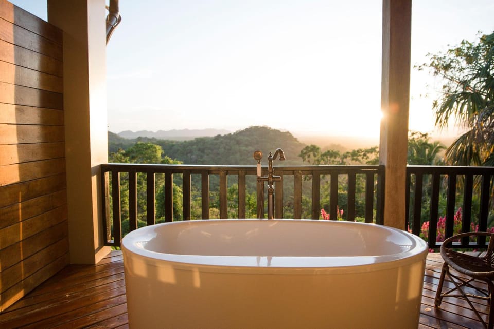 Copal Tree Lodge a Muy'Ono Resort Hotel in Belize