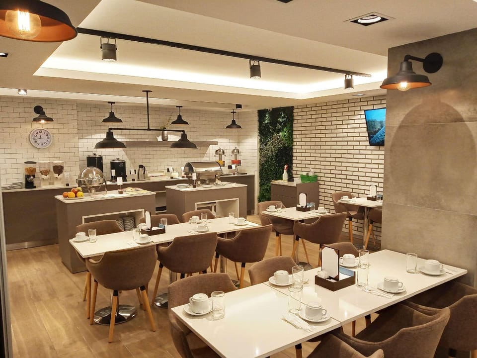 Park Royal City Buenos Aires Hotel in Buenos Aires