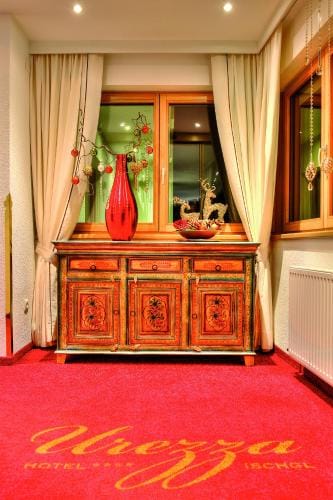 Hotel Garni Urezza Hotel in Ischgl