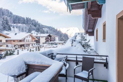 Pension Restaurant Dorfalm Hotel in Salzburgerland