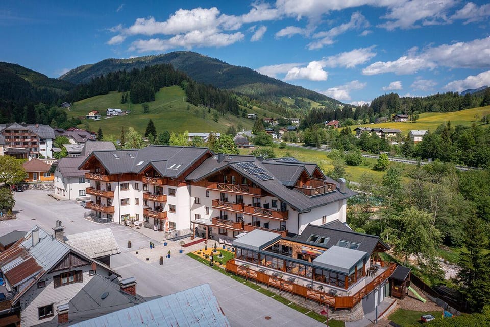 Wellness- und Familienhotel Garni Dachsteinresort Apartment hotel in Salzburgerland