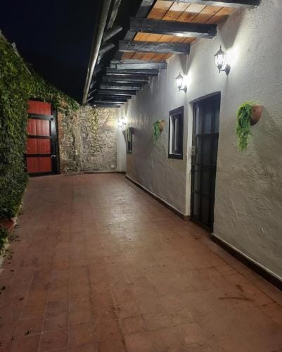 Alojamiento El Fresno Hotel in Hidalgo, Mexico