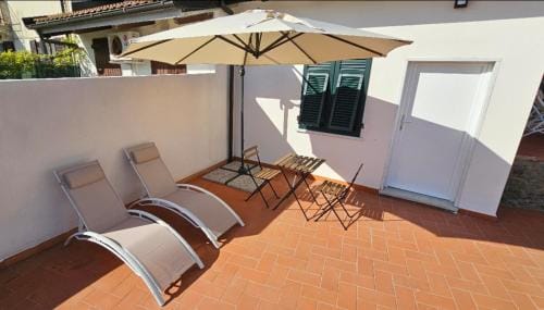 Alveari e Nidi Hotel in Ameglia