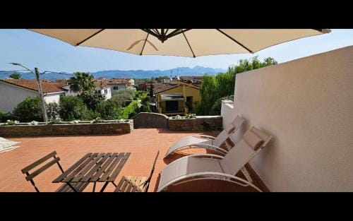 Alveari e Nidi Hotel in Ameglia