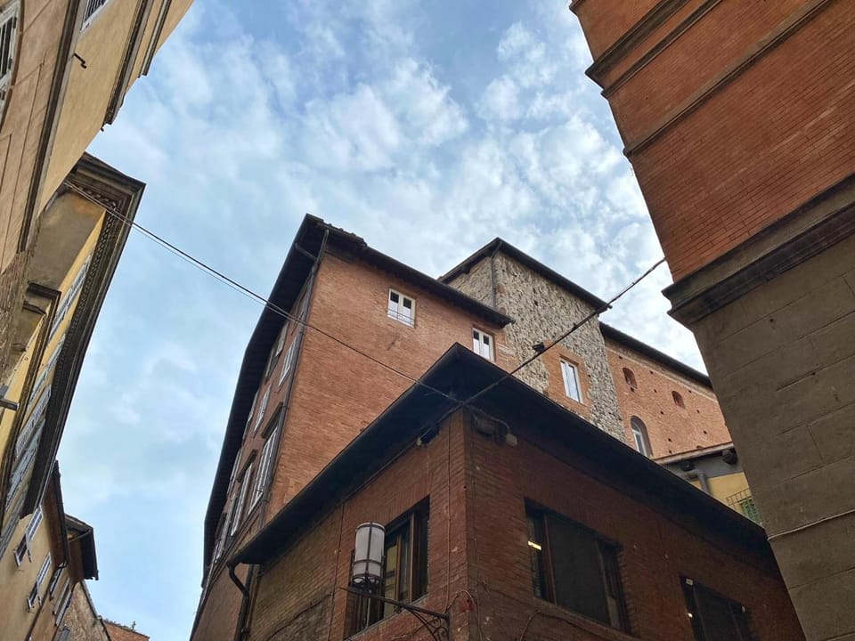 AmiRooms Affittacamere Hotel in Siena