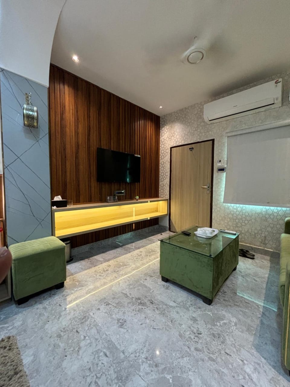 Hotel Ambassador Varanasi Hotel in Varanasi